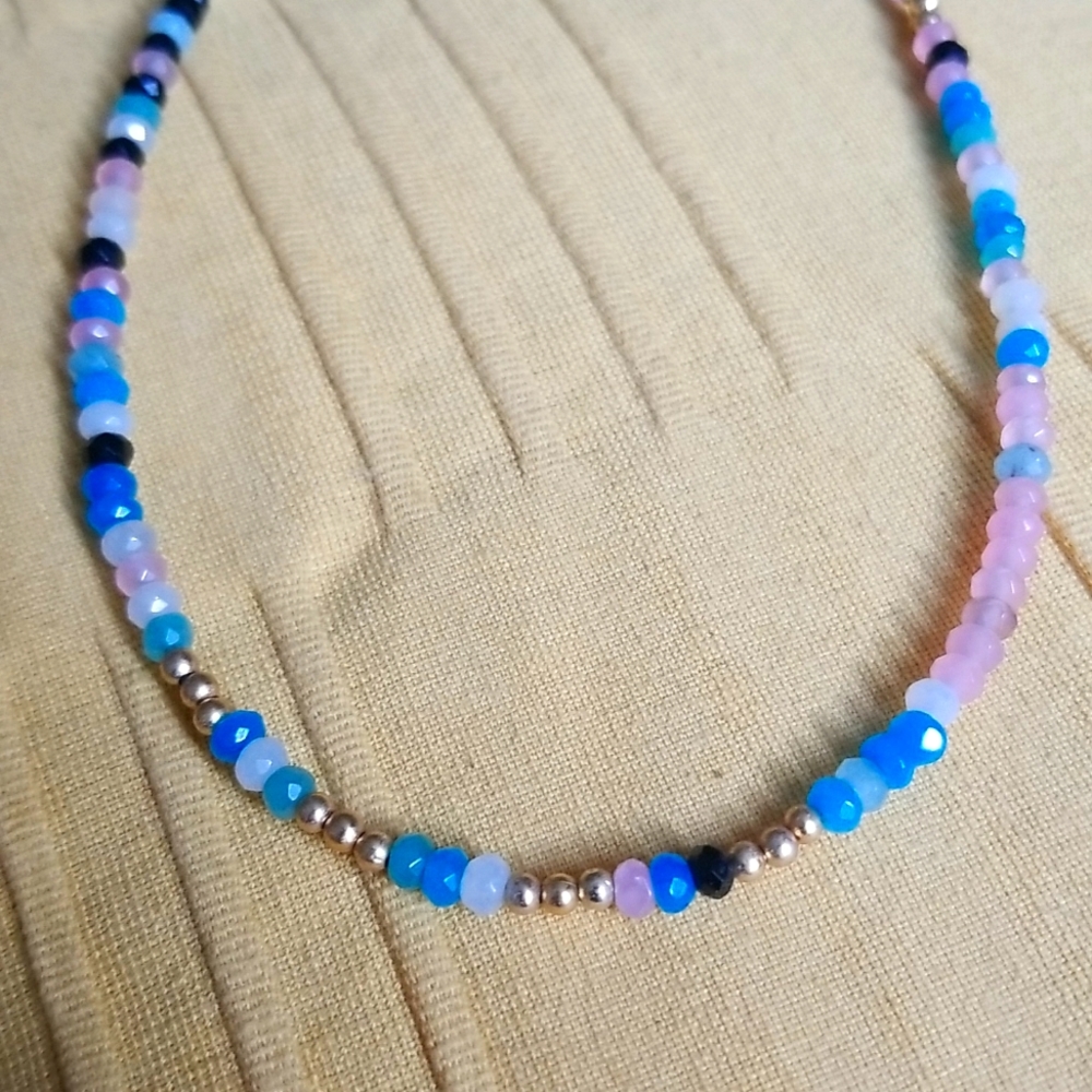 2 Necklaces - Picture 3 of 5